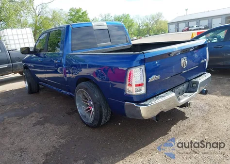 2010 Dodge Ram 1500 Slt/Sport/Trx z USA, uszkodzony, nr VIN 1D7RV1CT5AS104029